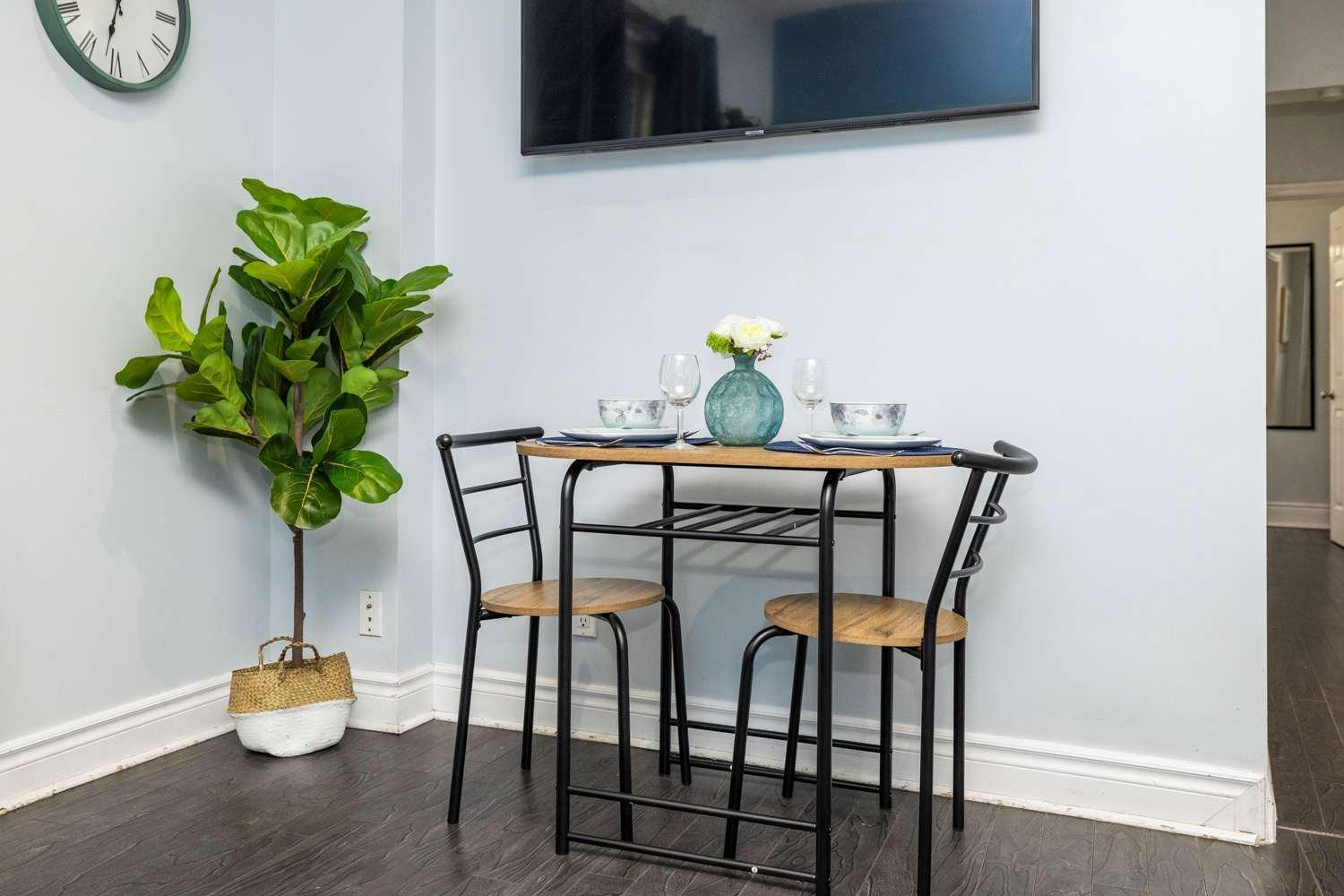 Pet-Friendly Home - Near Chinatown & Little Italy Otawa Exterior foto